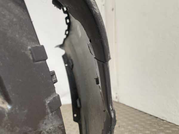 Bumper MG HS Hybride Facelift  2024- P10947207 Voorbumper M6-15142z