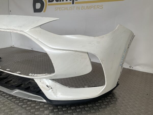 Bumper MG HS Facelift 20-24 P10947208 Voorbumper M6-158143z