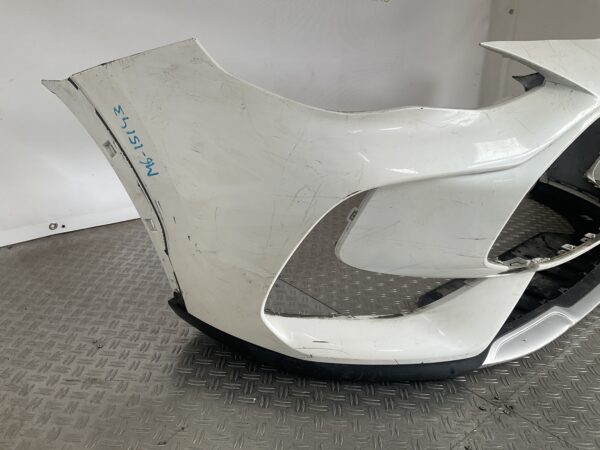 Bumper MG HS Facelift 20-24 P10947208 Voorbumper M6-158143z