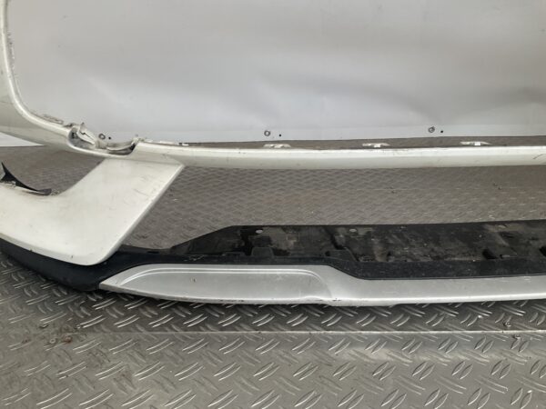 Bumper MG HS Facelift 20-24 P10947208 Voorbumper M6-158143z