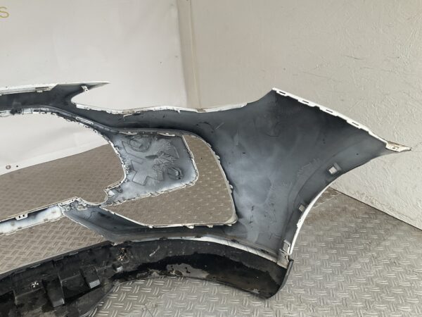 Bumper MG HS Facelift 20-24 P10947208 Voorbumper M6-158143z