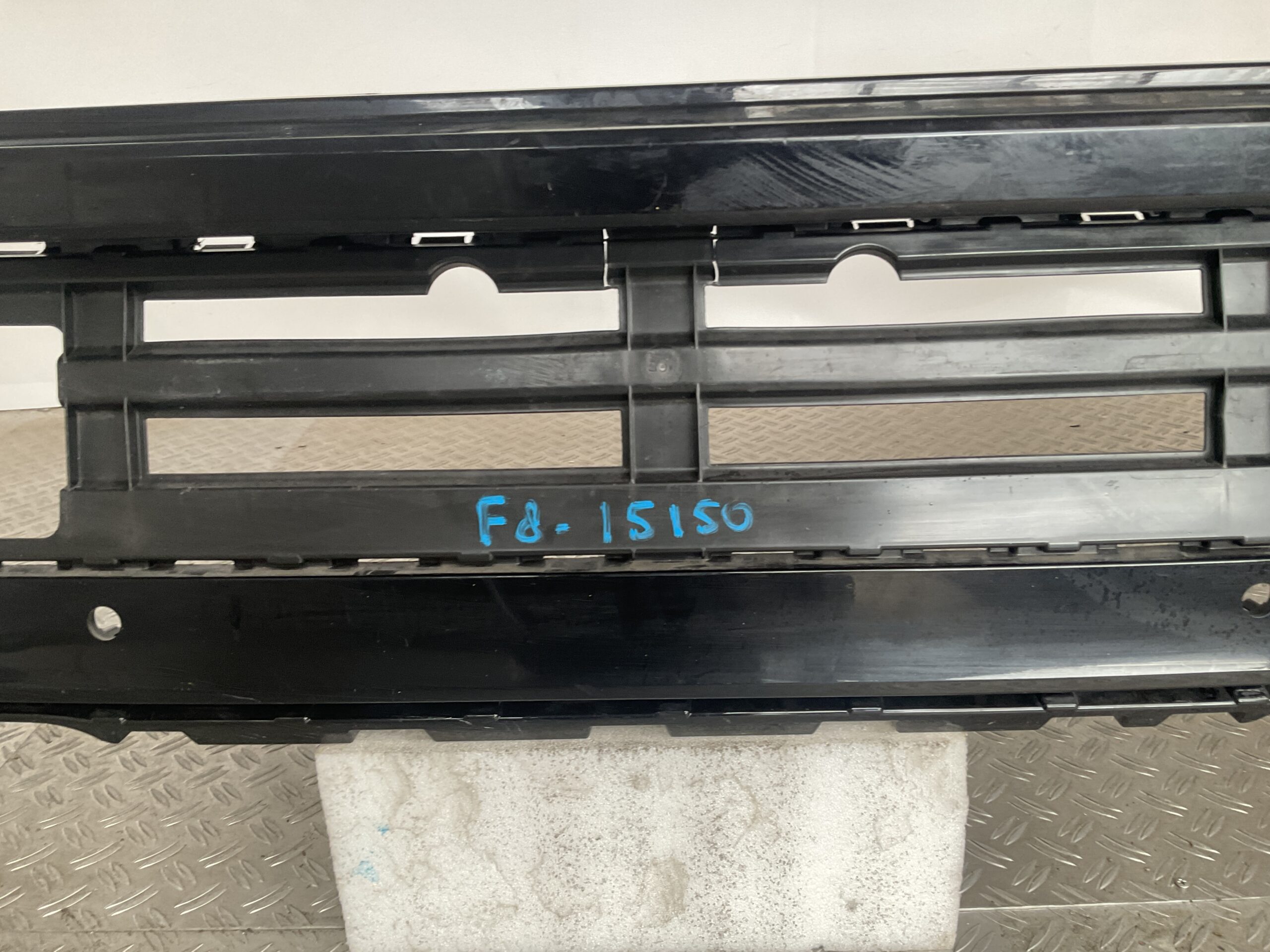 Bumper Volkswagen TRoc T-Roc Rline R-Line Facelift 2GA807421J Achterbumper F8-15150z