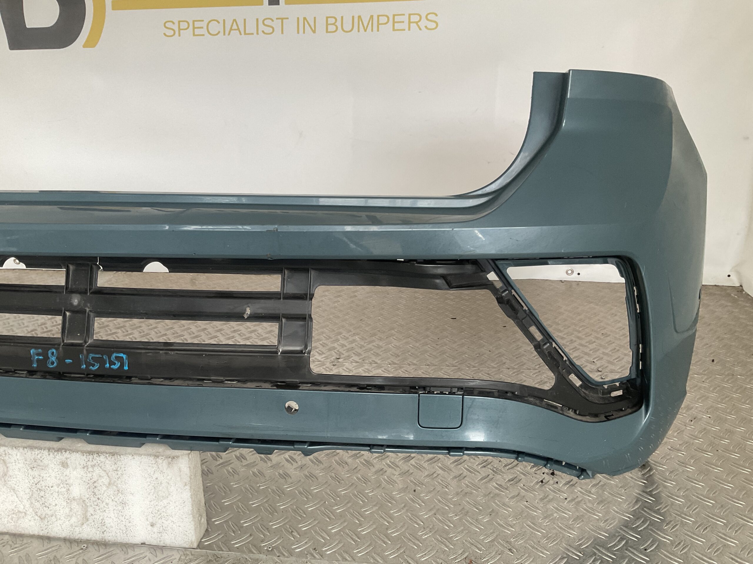 Bumper Volkswagen TRoc T-Roc Rline R-Line Facelift 2GA807421J Achterbumper F8-15151z