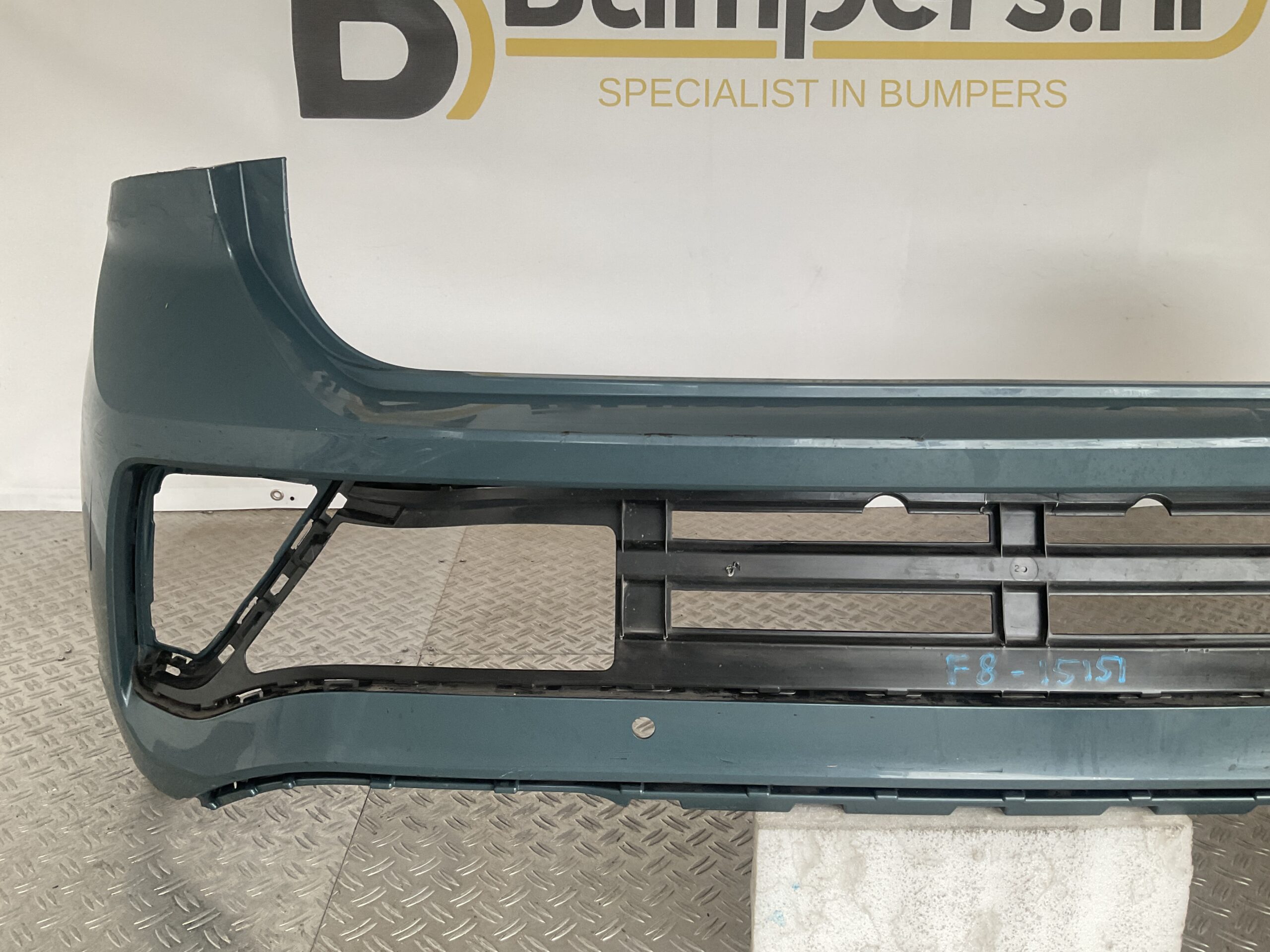 Bumper Volkswagen TRoc T-Roc Rline R-Line Facelift 2GA807421J Achterbumper F8-15151z