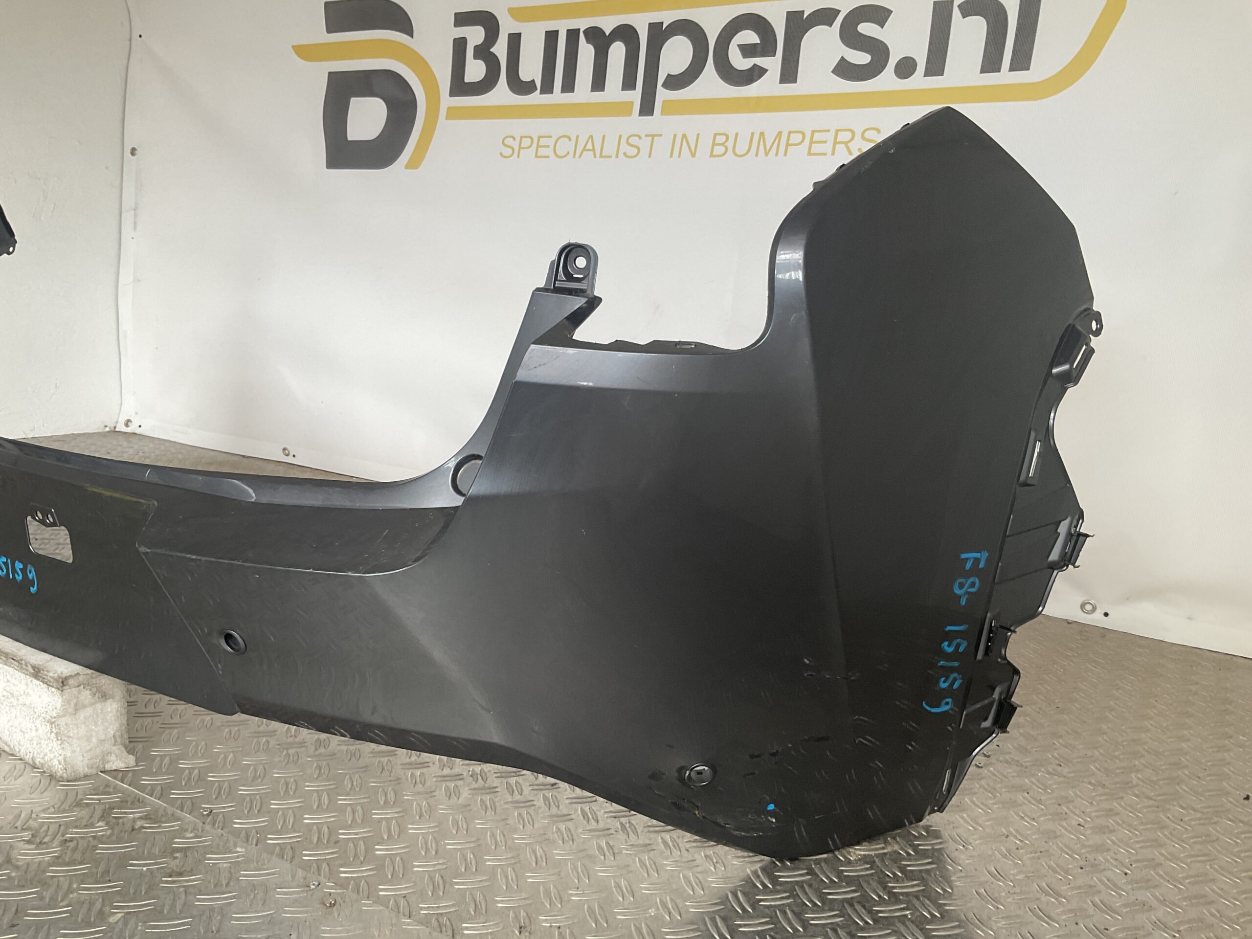 Bumper Luxus UX 15- 52159-76130 Achterbumper F8-15159z