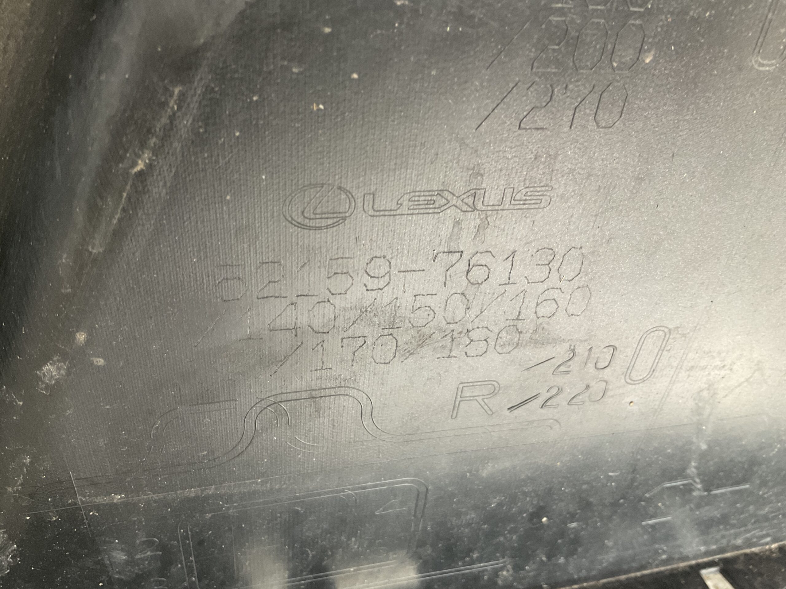 Bumper Luxus UX 15- 52159-76130 Achterbumper F8-15159z