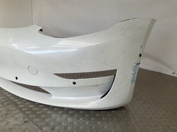 Bumper Tesla Model Y 2020-2024 1540104-06-C Voorbumper M1-15179z