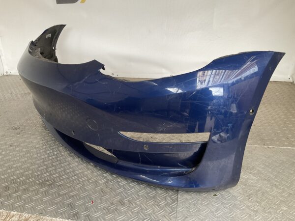 Bumper Tesla Model Y 2020-2024 1540104-06-C Voorbumper M1-15245z