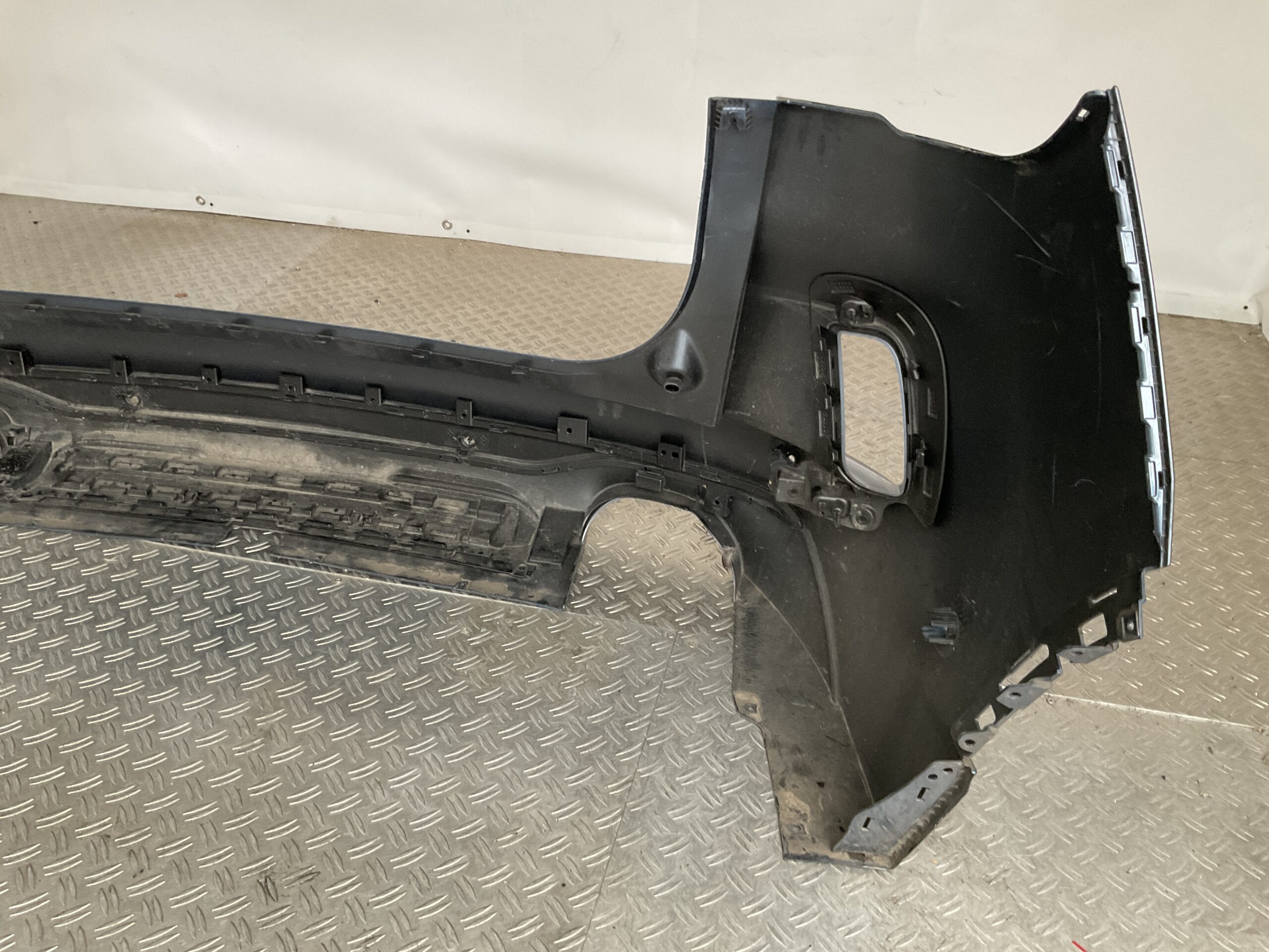 Bumper Ford Kuga MK3 Stline ST-Line LV4B-17E911-DK Achterbumper F8-15244z