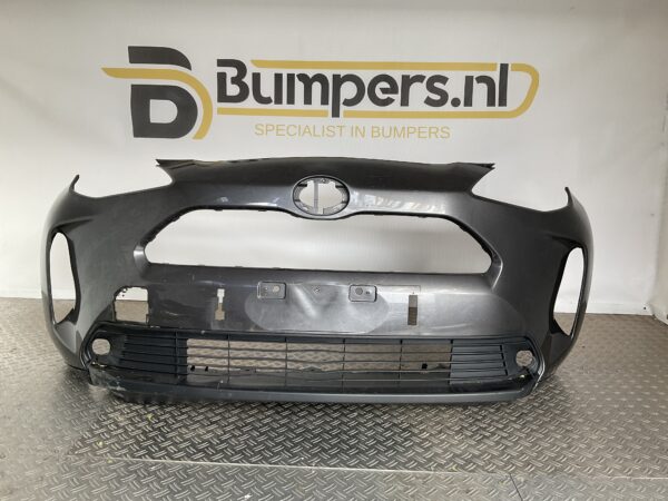 Bumper Toyota Yaris Cross 20-25 52119-0DC20 Voorbumper D5-15312z