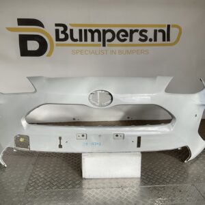 Bumper Toyota Yaris Cross 20-25 52119-0DC20 Voorbumper D5-15343z