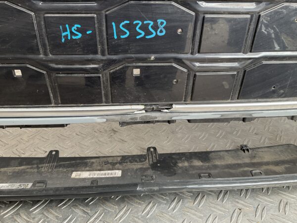 Bumper  Audi Q2 Sline S-Line  81A807437A 81A807110C Voorbumper H5-15338z