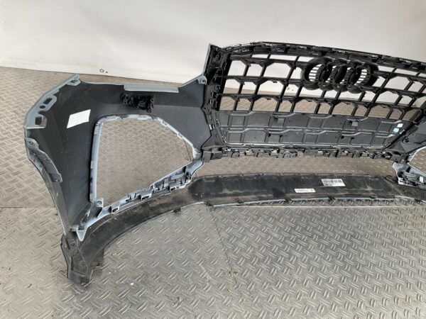 Bumper  Audi Q2 Sline S-Line  81A807437A 81A807110C Voorbumper H5-15338z