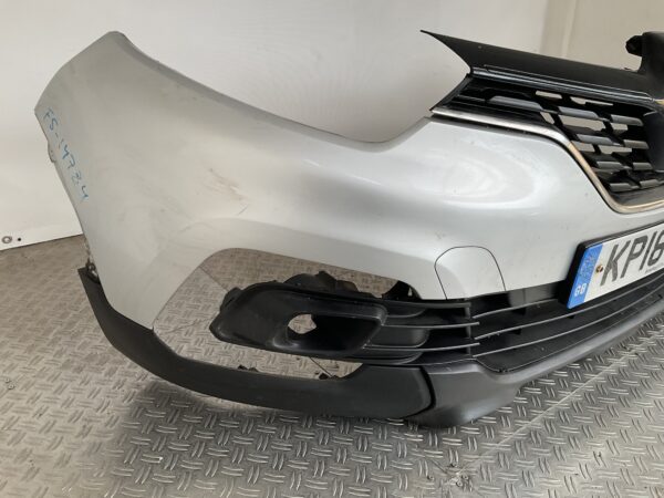 Bumper Renault Captur Facelift 16-21 620227019R Voorbumper F5-14784z
