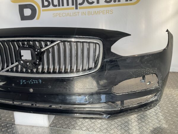 Bumper Volvo V90 S90 II 16-20 pdc +Grill 31383226 Voorbumper 1-E5-15227z