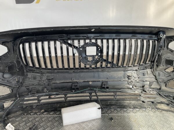 Bumper Volvo V90 S90 II 16-20 pdc +Grill 31383226 Voorbumper 1-E5-15227z