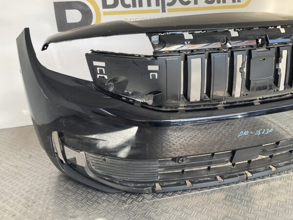 Bumper Ford Explore EV Electric 24- R2KB-17F003-0 Voorbumper D10-15230z