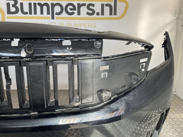 Bumper Ford Explore EV Electric 24- R2KB-17F003-0 Voorbumper D10-15230z