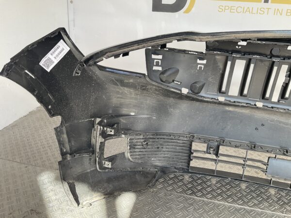 Bumper Ford Explore EV Electric 24- R2KB-17F003-0 Voorbumper D10-15230z