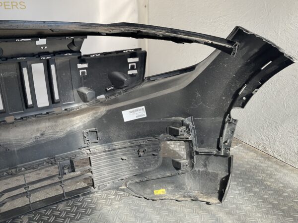 Bumper Ford Explore EV Electric 24- R2KB-17F003-0 Voorbumper D10-15230z