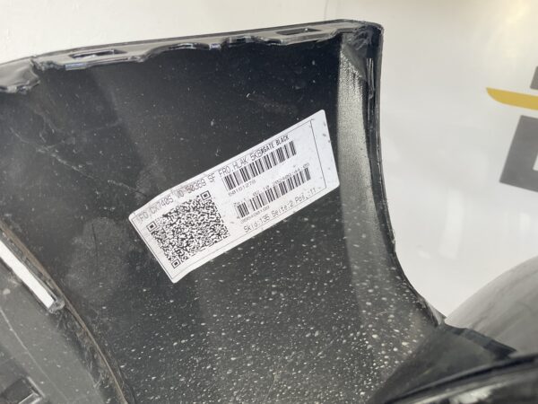 Bumper Ford Explore EV Electric 24- R2KB-17F003-0 Voorbumper D10-15230z
