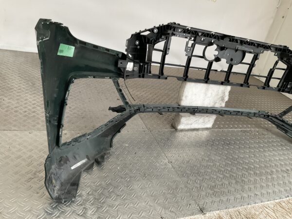 Bumper Audi Q8 4M8 Sline S-Line  4M8807437D Voorbumper H5-15380z