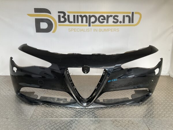 Bumper Alfa Romeo Giulia 18- 50546875 Voorbumper B9-15387z