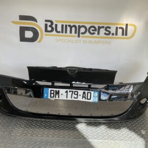 Bumper Renault Megane III 08-12 269160001R Voorbumper F5-13392z