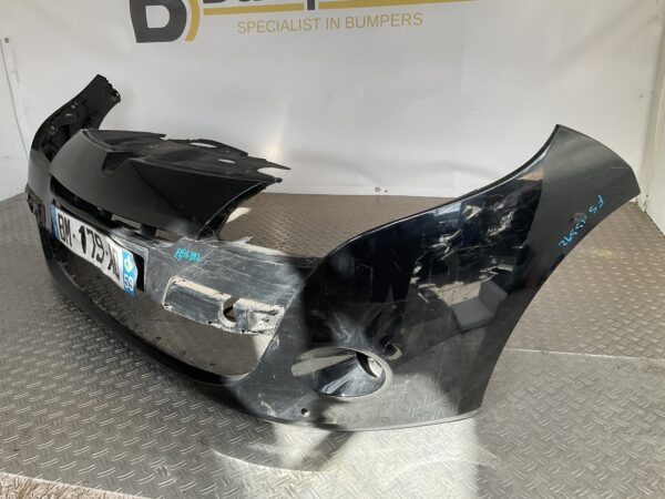Bumper Renault Megane III 08-12 269160001R Voorbumper F5-13392z