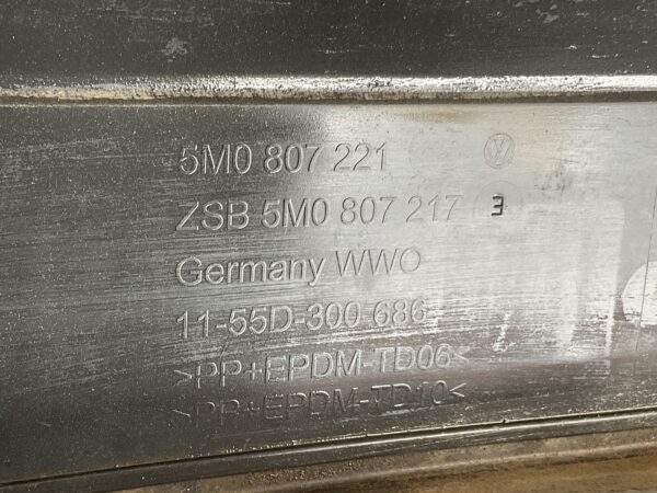 Bumper Volkswagen Golf 5 Plus 5M0  04-08 5M0807221 Voorbumper C1-15396