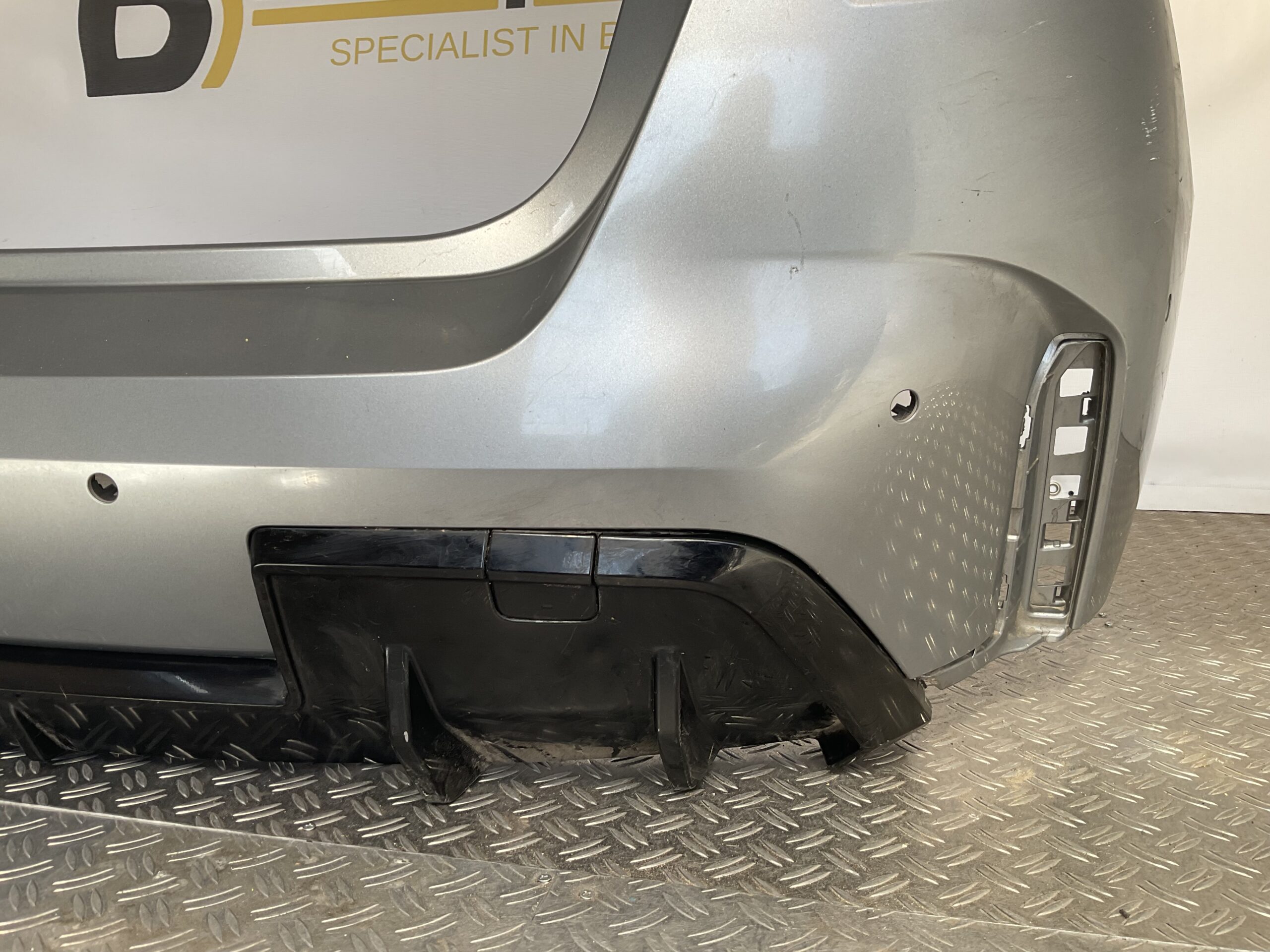 Bumper BMW 1 Serie F70 M Pakket M-Pakket 24-25 57A807221 Achterbumper F8-15203z