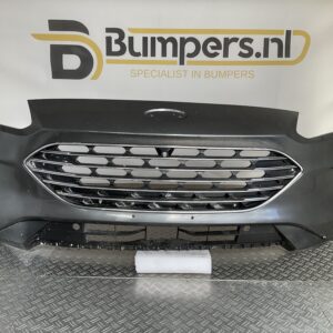 Bumper Ford Kuga MK3 20- LV4B-17C831-J Voorbumper D5-15456z