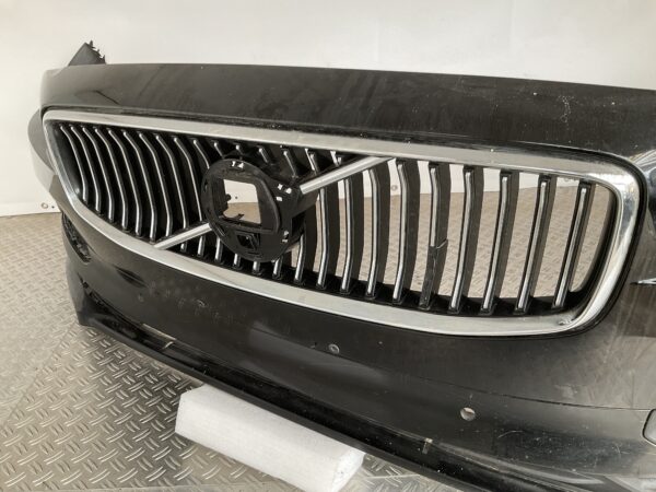 Bumper Volvo V90 S90 II 16-20 pdc +Grill 31383226 Voorbumper E5-15443z