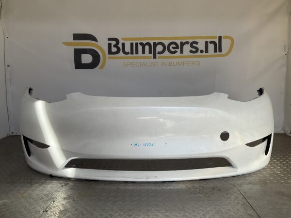 Bumper Tesla Model Y 2020-2024 1540100-06-C Voorbumper M1-15235z