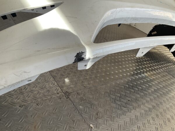 Bumper Tesla Model Y 2020-2024 1540100-06-C Voorbumper M1-15235z