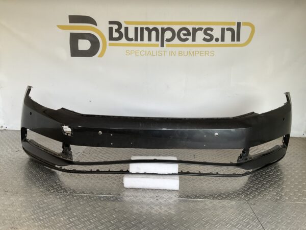 Bumper Volkswagen Passat B8 Facelift 18-21 3G0807221F Voorbumper B8-15449z