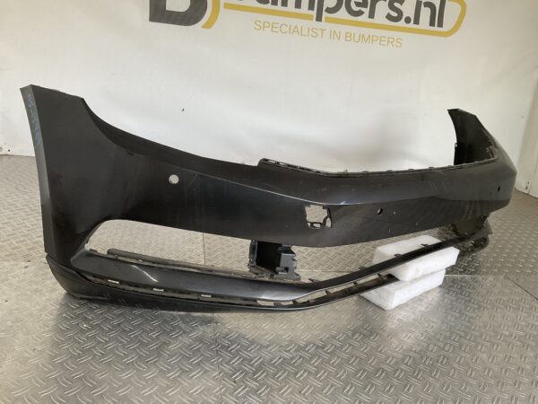 Bumper Volkswagen Passat B8 Facelift 18-21 3G0807221F Voorbumper B8-15449z