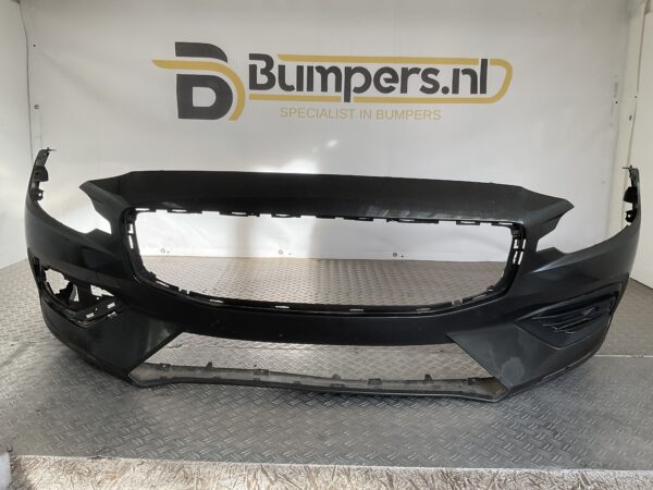 Bumper Volvo S60 V60 2018-2022 31690589 Voorbumper B9-15427z