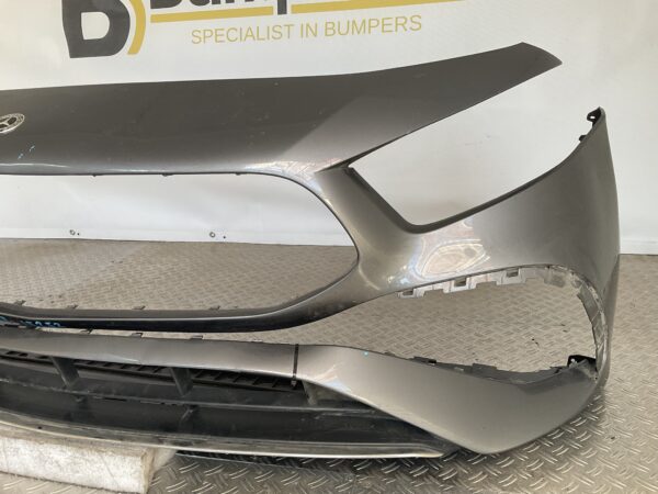 Bumper Mercedes A Klasse W177 AMG Facelift 23- A1778858705 +Onderplaat Voorbumper A7-15252z