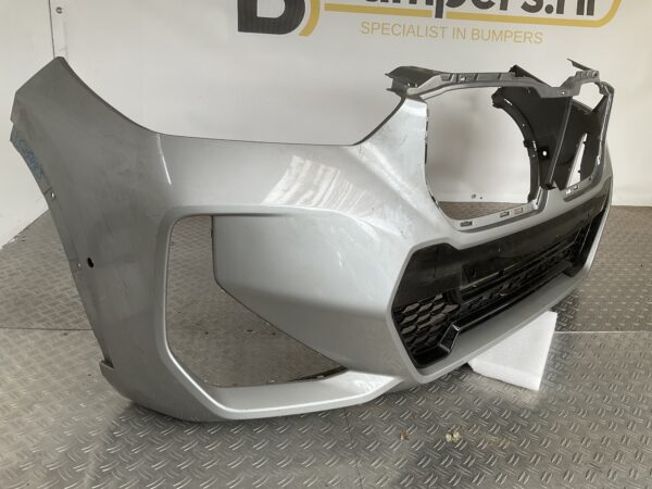 Bumper BMW X1 U11 M Sport 22- pdc  51119881918 Voorbumper K5-15433z
