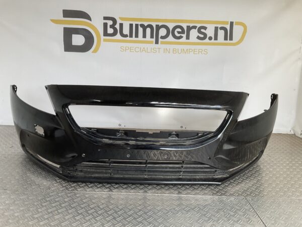 Bumper Volvo V40 Normaal 12- pdc 31283732 Voorbumper E4-15474z