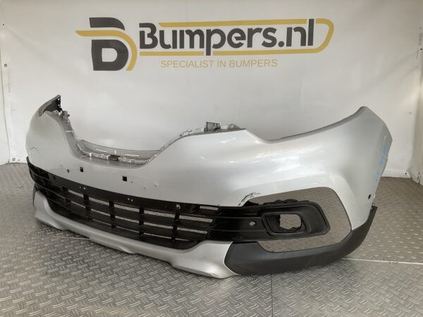 Bumper Renault Captur Facelift 16-21 620227019R Voorbumper F5-15506z
