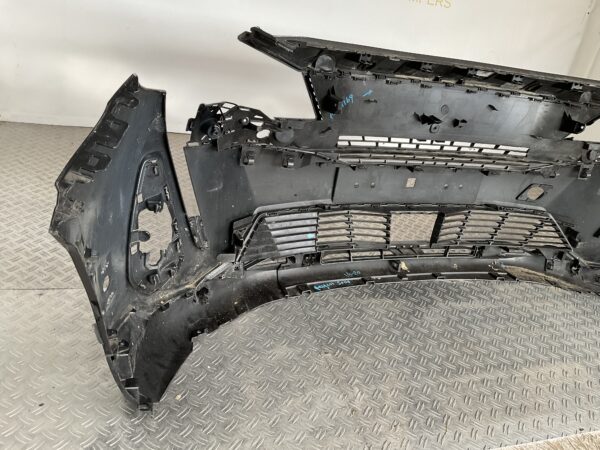 Bumper Peugeot 5008 20- 6xpdc 9836768577 Voorbumper J5-15465z