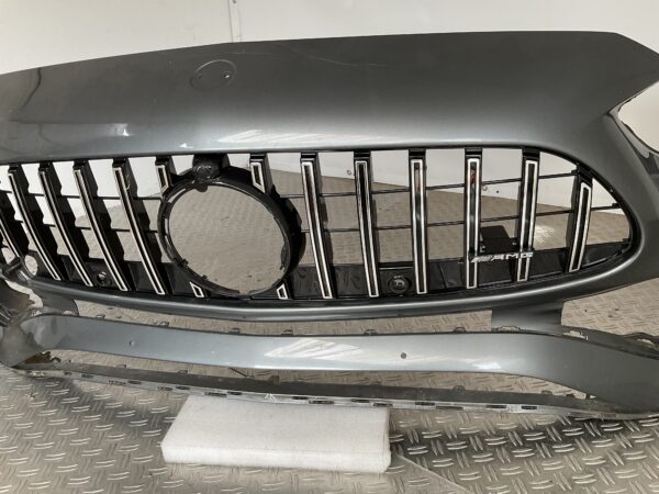Bumper Mercedes C Klasse W206 21-24 pdc A2068858401 GT GRILL Voorbumper B3-15521z