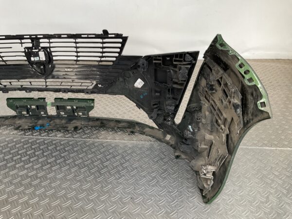 Bumper Peugeot 308 2022-2025 Voorbumper J4-15647z