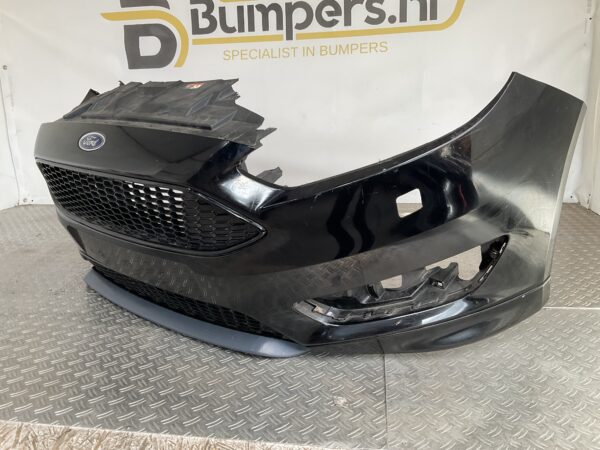 Bumper Ford Focus Mk3 III ST line Facelift 14-18 F1EB-17757-A Voorbumper D9-15640z