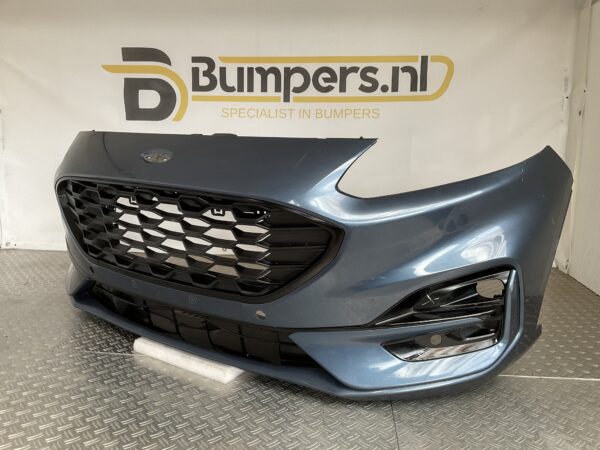 Bumper Ford Kuga MK3 III Stline ST-Line 19-23 LV4B-17F003-S Voorbumper D5-15636z