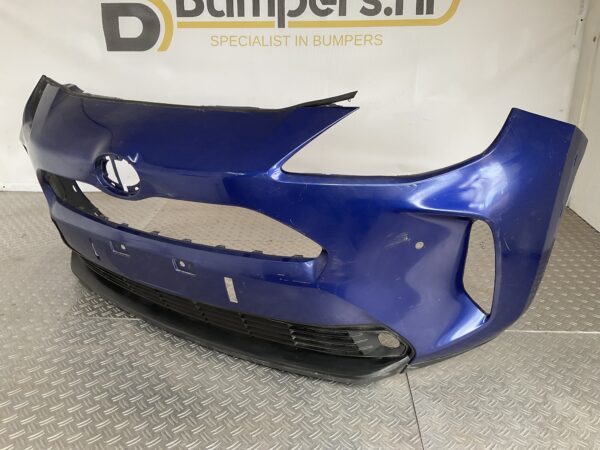 Bumper Toyota Yaris Cross 20-25 pdc 52119-0DC20 Voorbumper D5-15618z