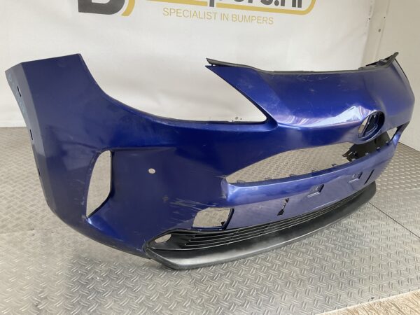Bumper Toyota Yaris Cross 20-25 pdc 52119-0DC20 Voorbumper D5-15618z