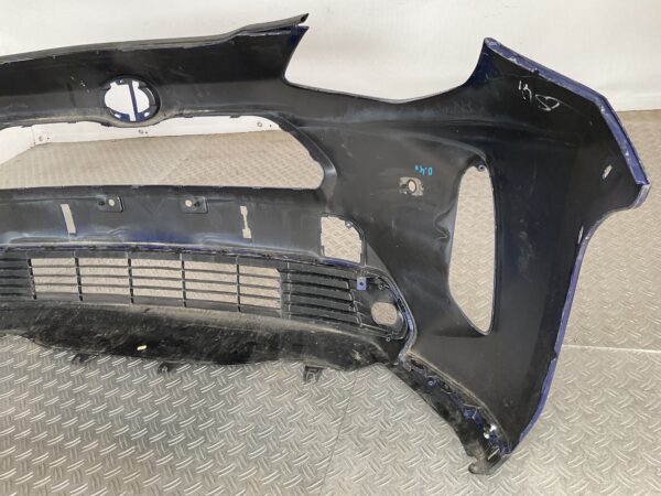 Bumper Toyota Yaris Cross 20-25 pdc 52119-0DC20 Voorbumper D5-15618z